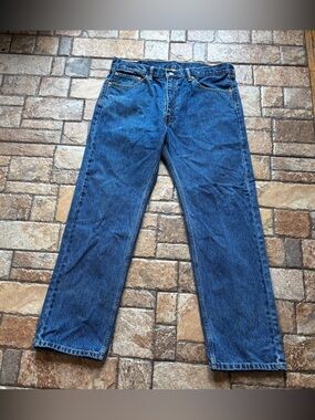 Levi's 505 Relaxed Fit Medium Wash Blue Jeans - Denim